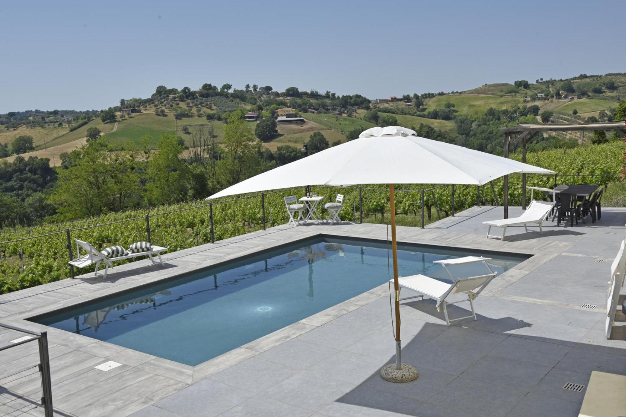 Agriturismo Casale Contessa Montebuono  ภายนอก รูปภาพ