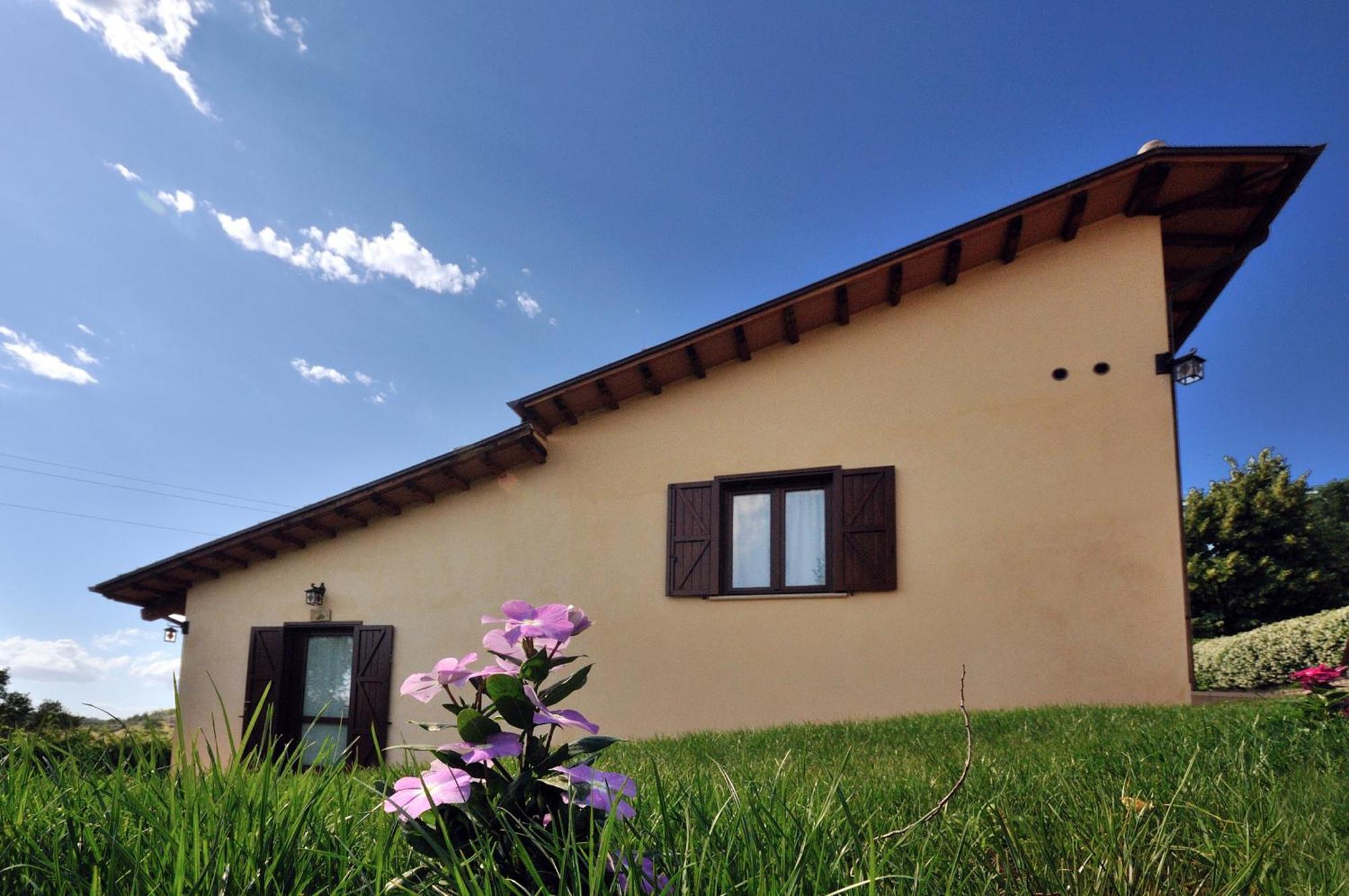 Agriturismo Casale Contessa Montebuono  ภายนอก รูปภาพ