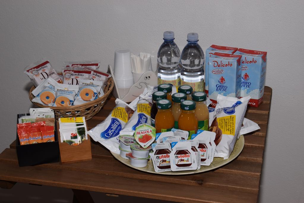 Agriturismo Casale Contessa Montebuono  ภายนอก รูปภาพ