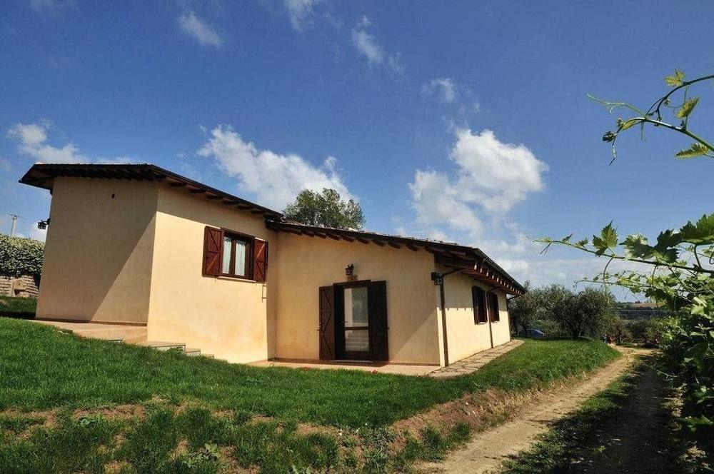 Agriturismo Casale Contessa Montebuono  ภายนอก รูปภาพ