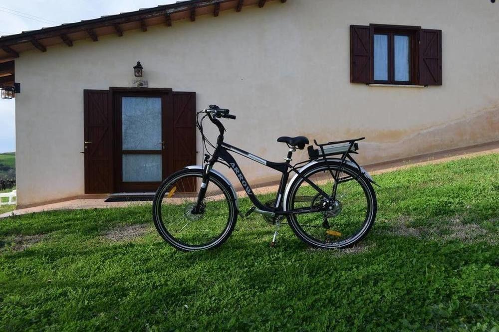 Agriturismo Casale Contessa Montebuono  ภายนอก รูปภาพ