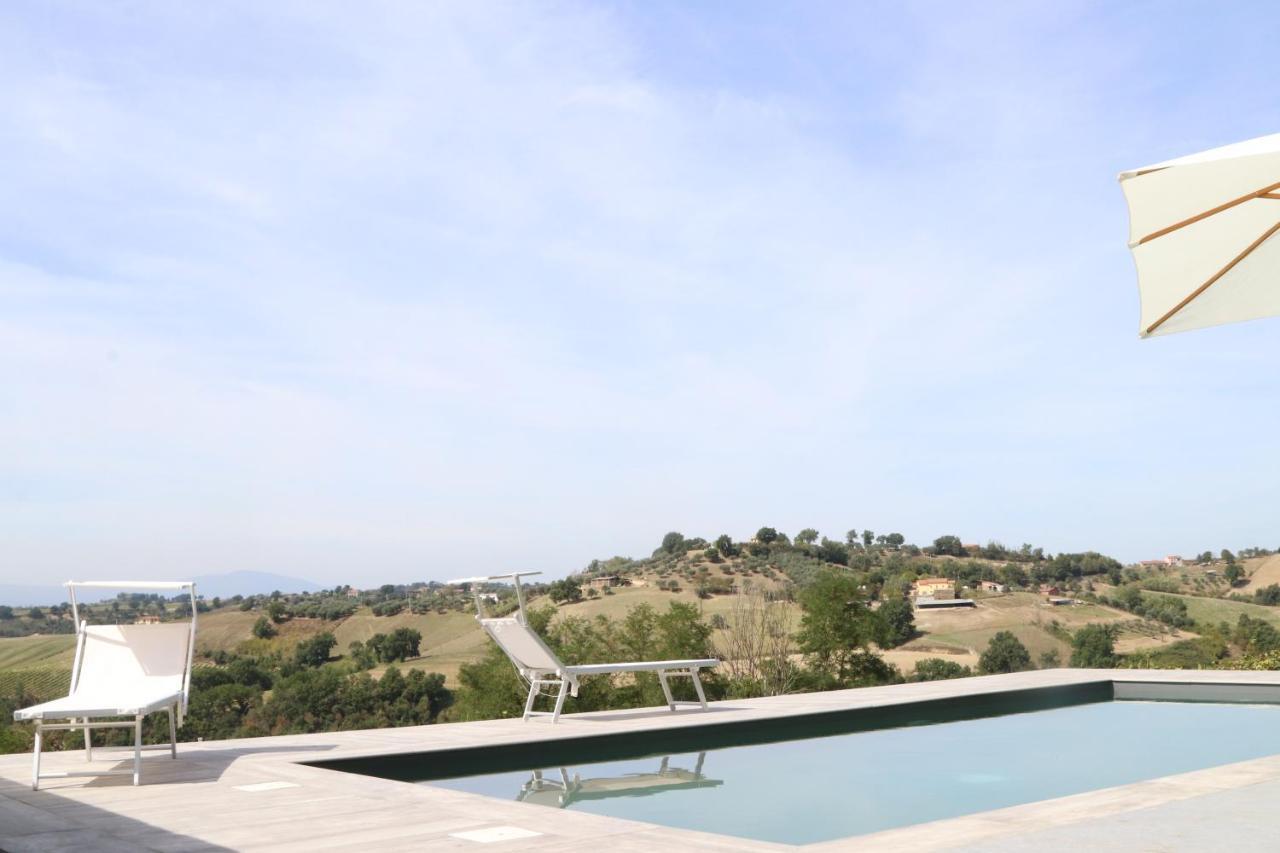 Agriturismo Casale Contessa Montebuono  ภายนอก รูปภาพ